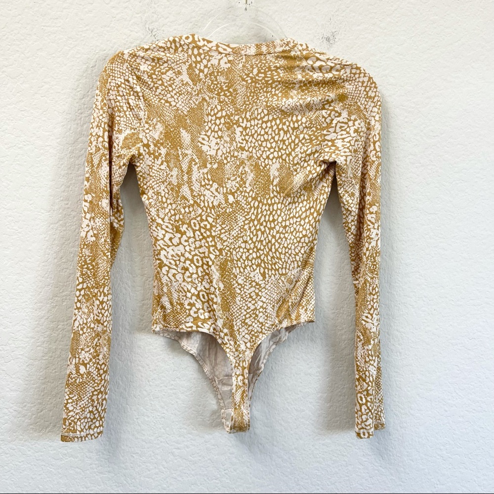 NWT Free People Gotcha Bodysuit Animal Print Size XS - Picture 4 of 5